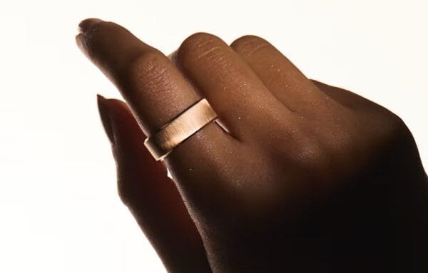 Ultrahuman Rare: Luxe Slimme Ring in Goud en Platina Transformeert Wearable Technologie